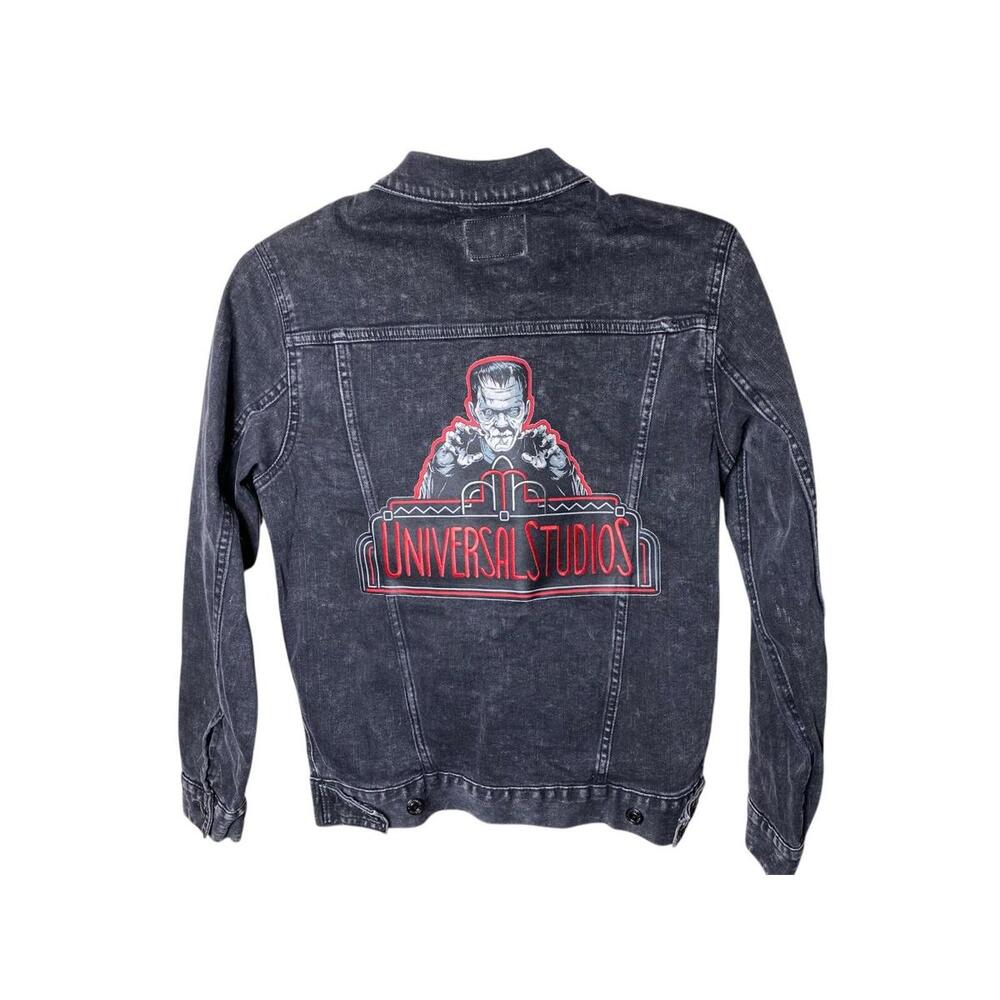 Universal Studios Halloween horror nights, Jean jacket official Classic Monsters